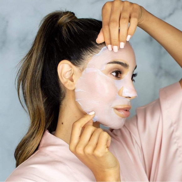 5 Soon Korean Skin Care - MODU REGENERATING FACE MASK - Picture 1 of 11